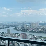 Căn hộ Vinhome Central Park - TJ32 Apartment