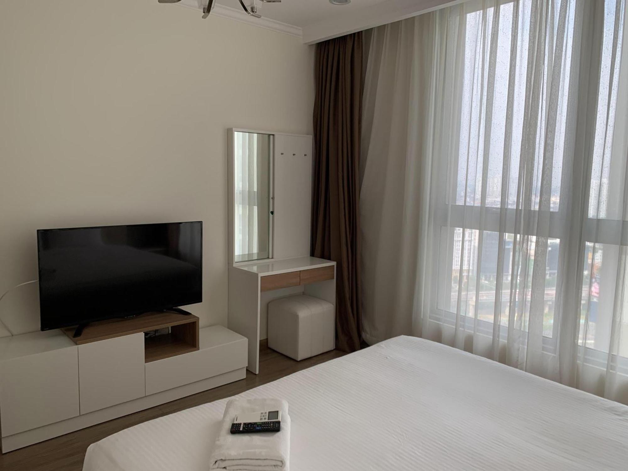 Căn hộ Căn Hộ Vinhome Park - Tj32 *